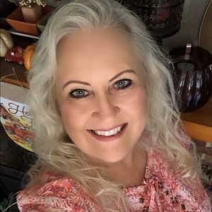 Meet your Posher, Trish